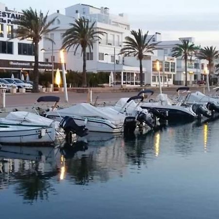 Апартаменти Port De Llanca , La Miranda Екстер'єр фото